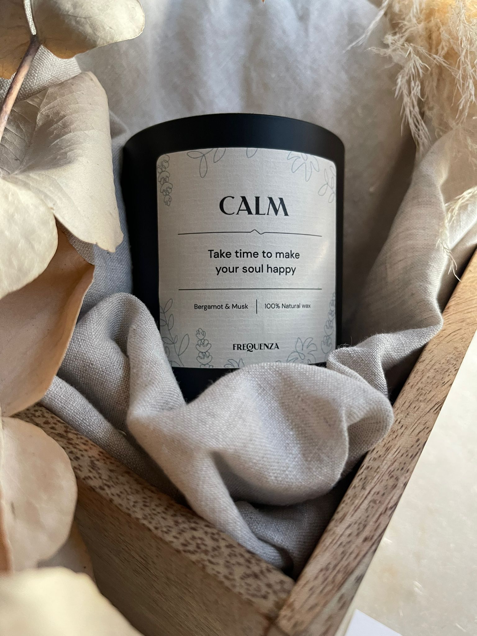 FREQUENZA - Calm - Bergamot & Musk - 40hr Burn Time