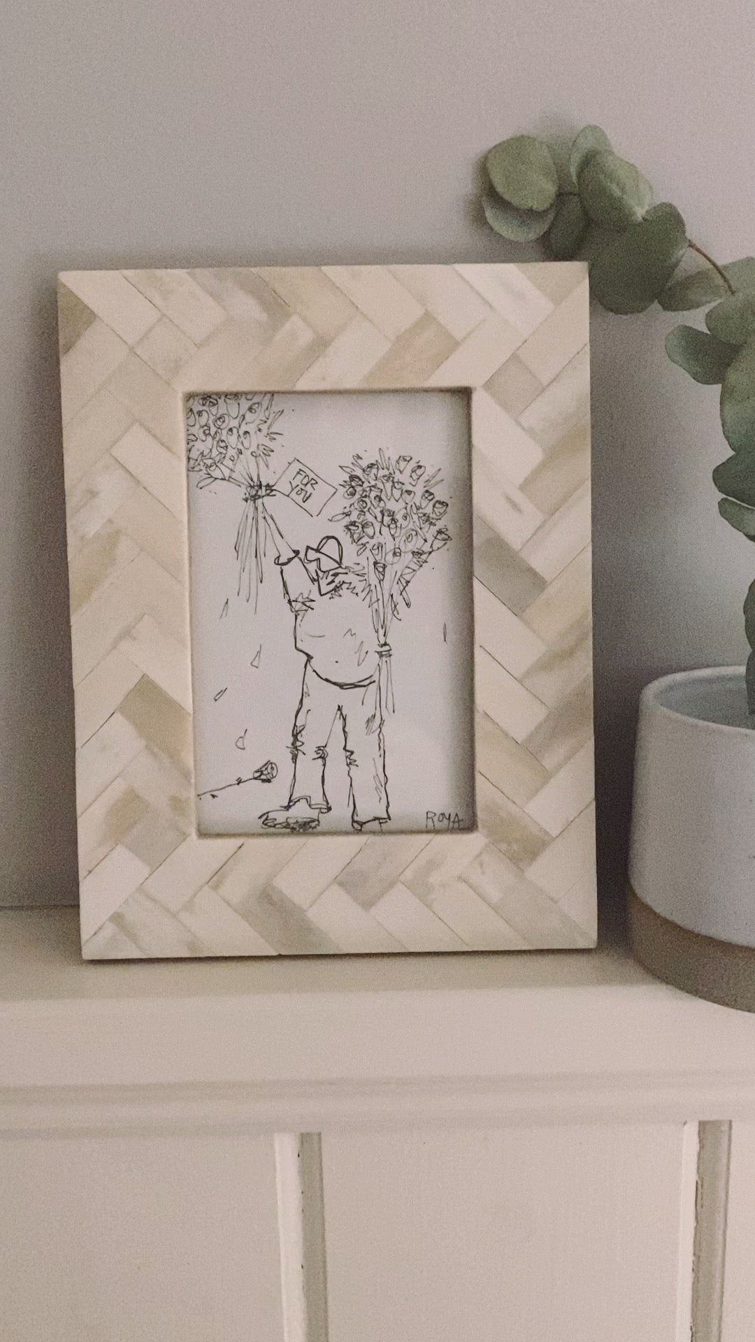 ROYA - Art Piece 'For You' & Faux Ivory Glossy Frame