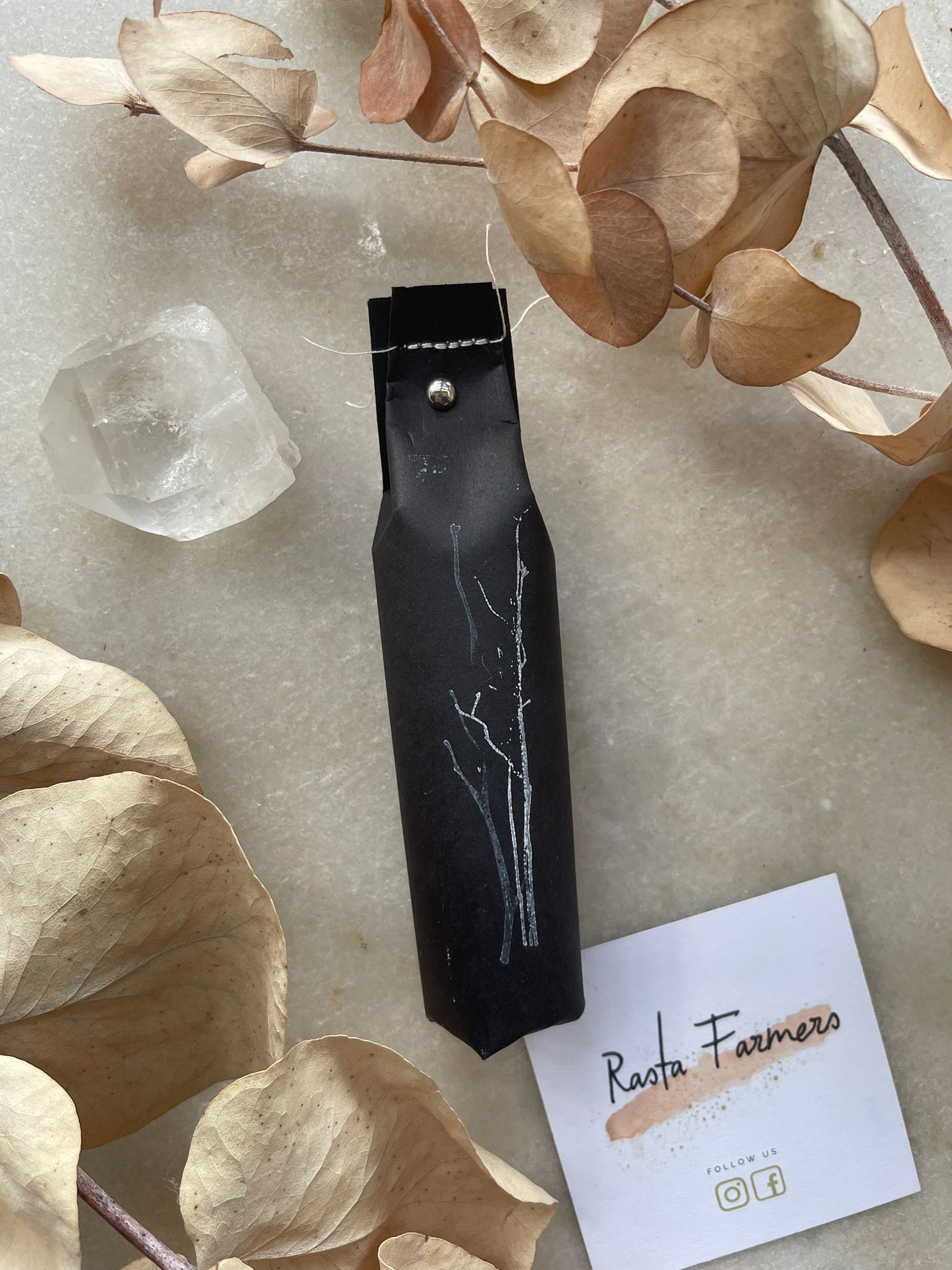 My Manoa - Charcoal & French Grey Clay Mask - Oily & Acne Prone Skin