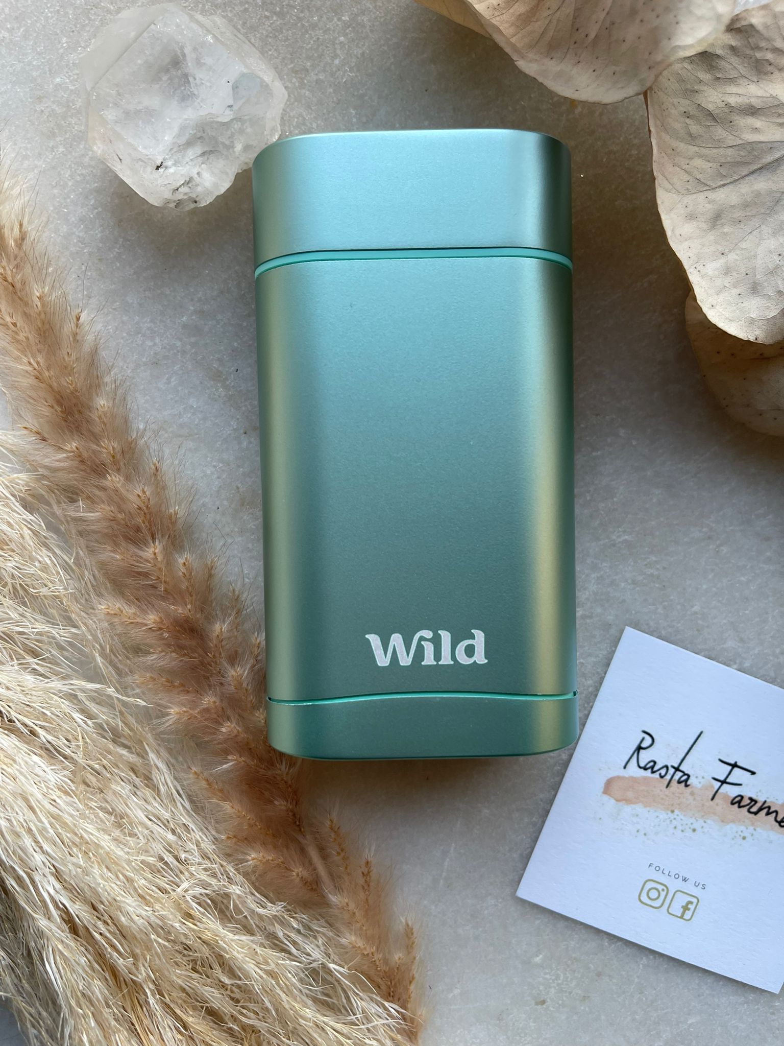 Wild - Refillable Deodorant - Aqua Case + 1 Cotton & Sea Salt